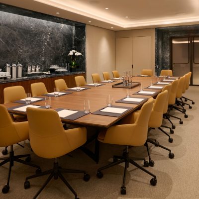 Paramount_Club_Boardroom